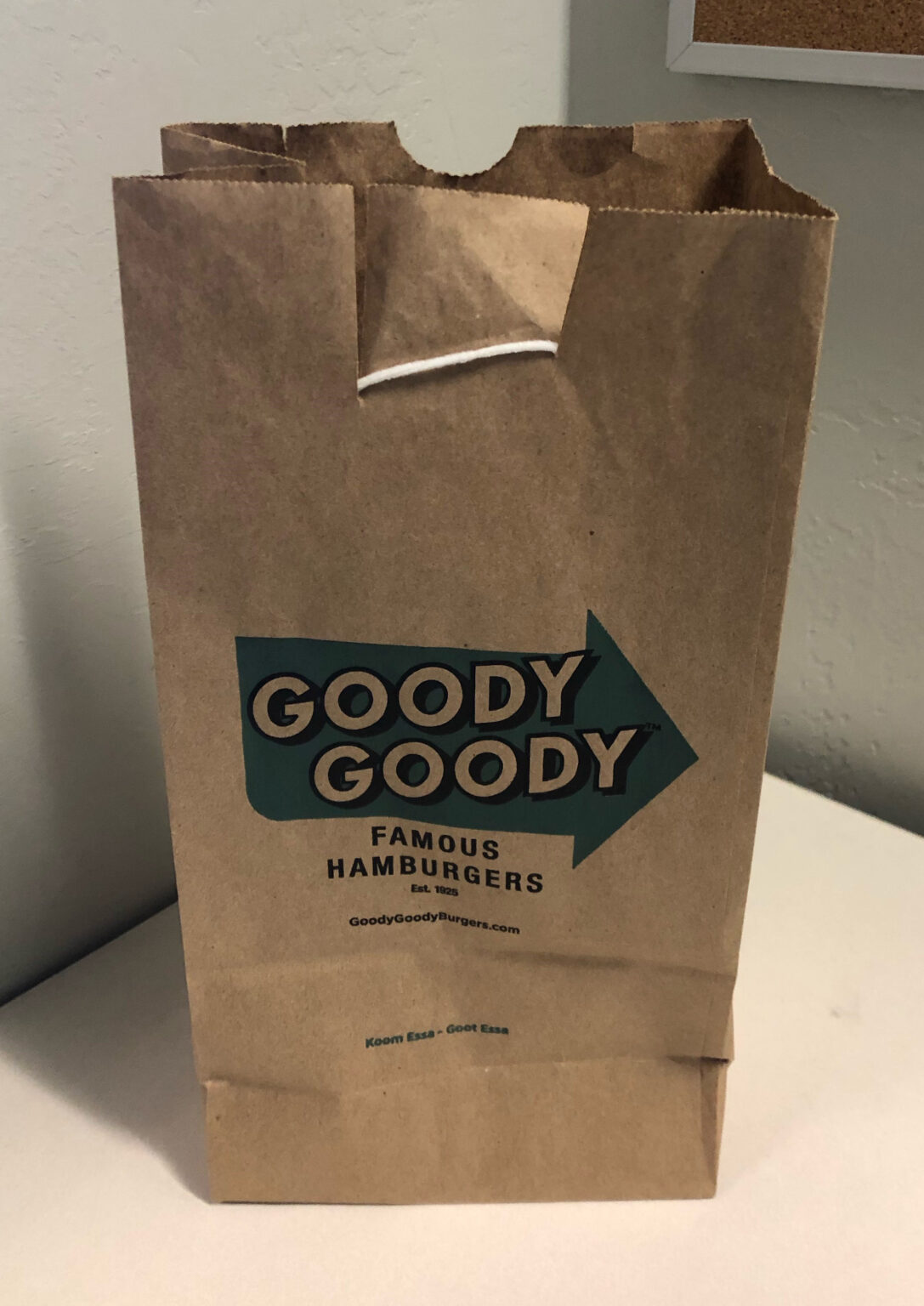 Paper bags and their effects on the environment image